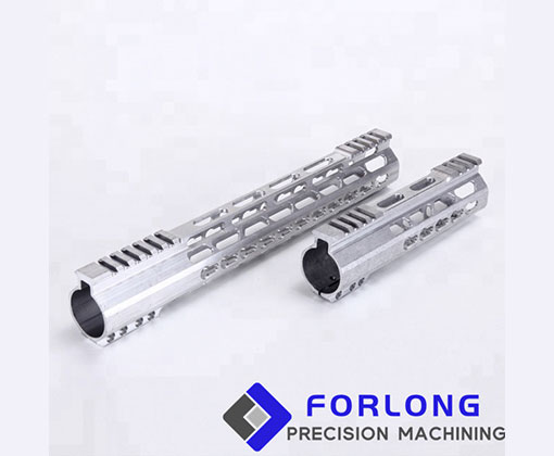 துளையிடும் இயந்திரங்கள், கணினி எண்ணியல் கட்டுப்பாட்டில் (CNC), உலோக வேலைகளை