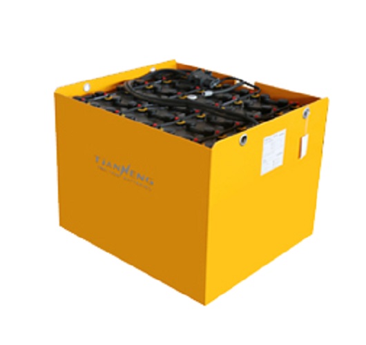 TRACTION BATTERY